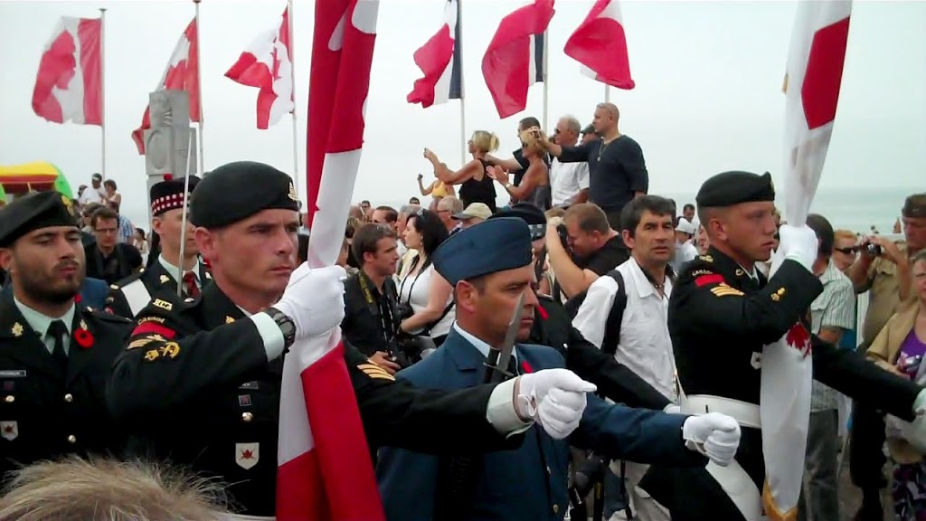 Dieppe embraces Canadians at war memorial | BRIOUX.TV