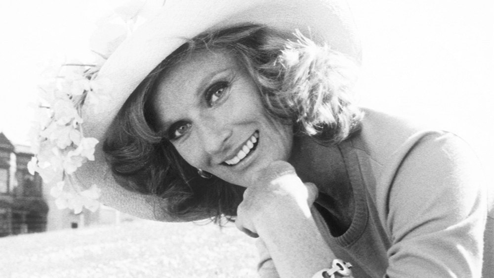 cloris leachman hot